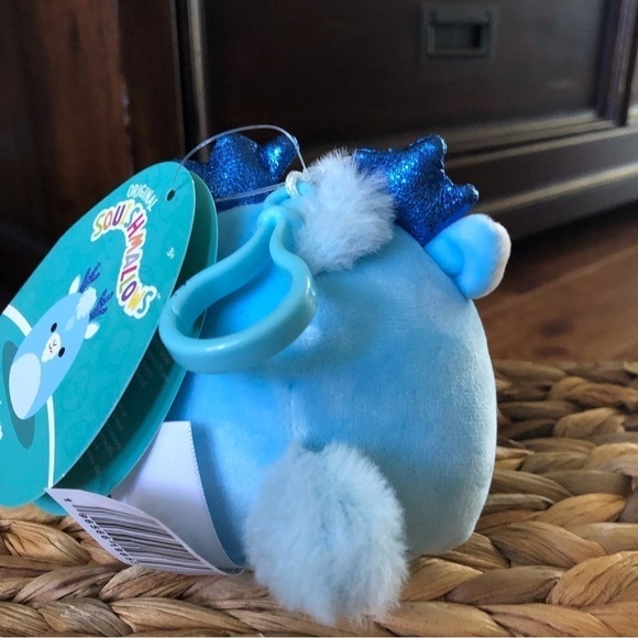 Squishmallows bag clip: Xam the blue Ram 3” - Picture 3 of 7